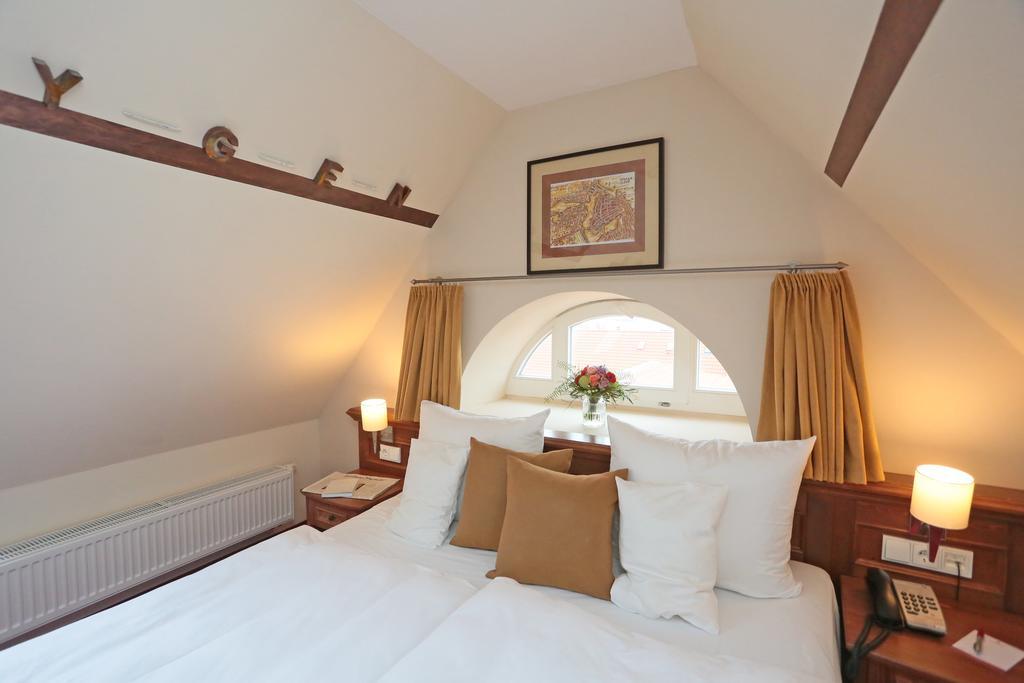 Romantik Hotel Scheelehof Stralsund Kültér fotó